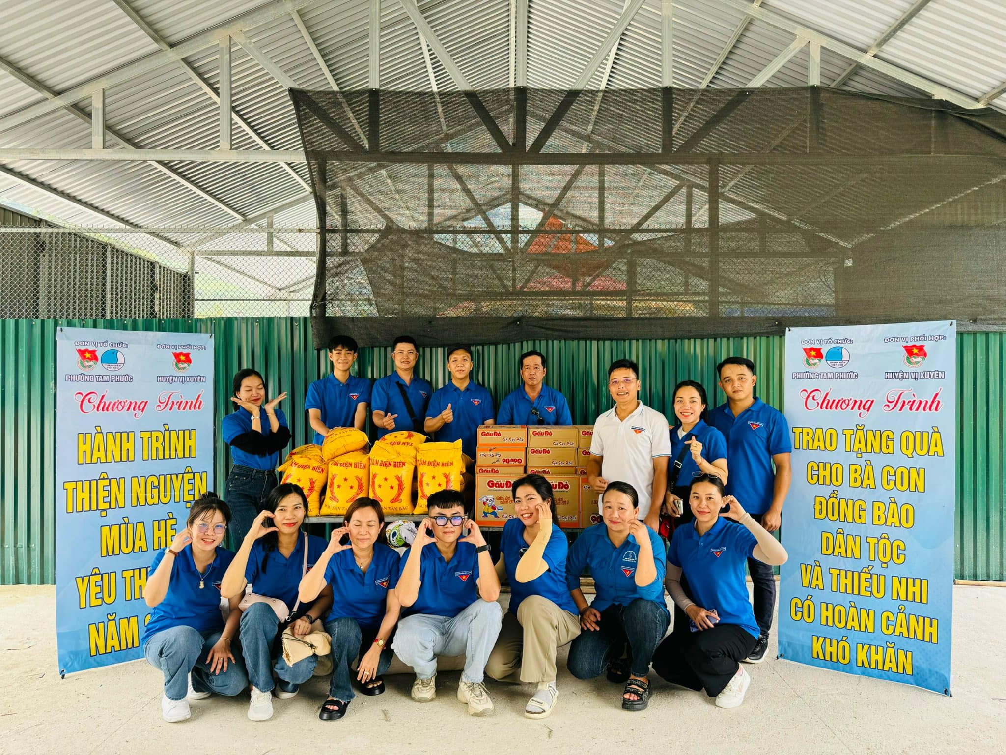Anh Nhân cùng Đoàn Phường tổ chức Hành trình thiện nguyện mùa hè yêu thương.jpg
