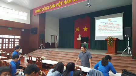 Dân chủ. Long Thành.png