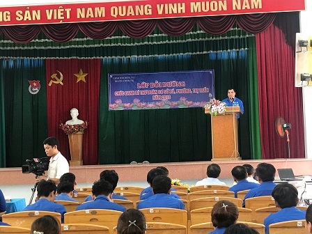 Đ.c Nguyễn Cao Cường - Bí thư Tỉnh đoàn phát biểu Khai mạc lớp Bồi dưỡng.jpg