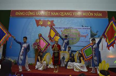 hinh 2hoithikechuyhungvuong.jpg