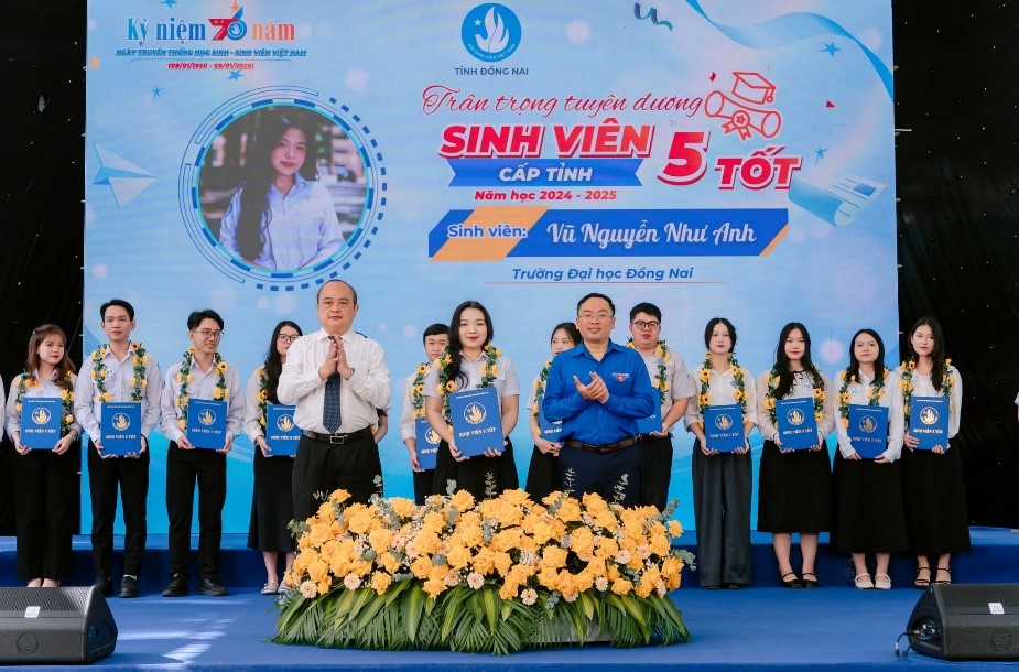 vũ nguyễn như anh.jpg